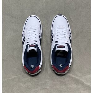 Air Sneaker - Size 9